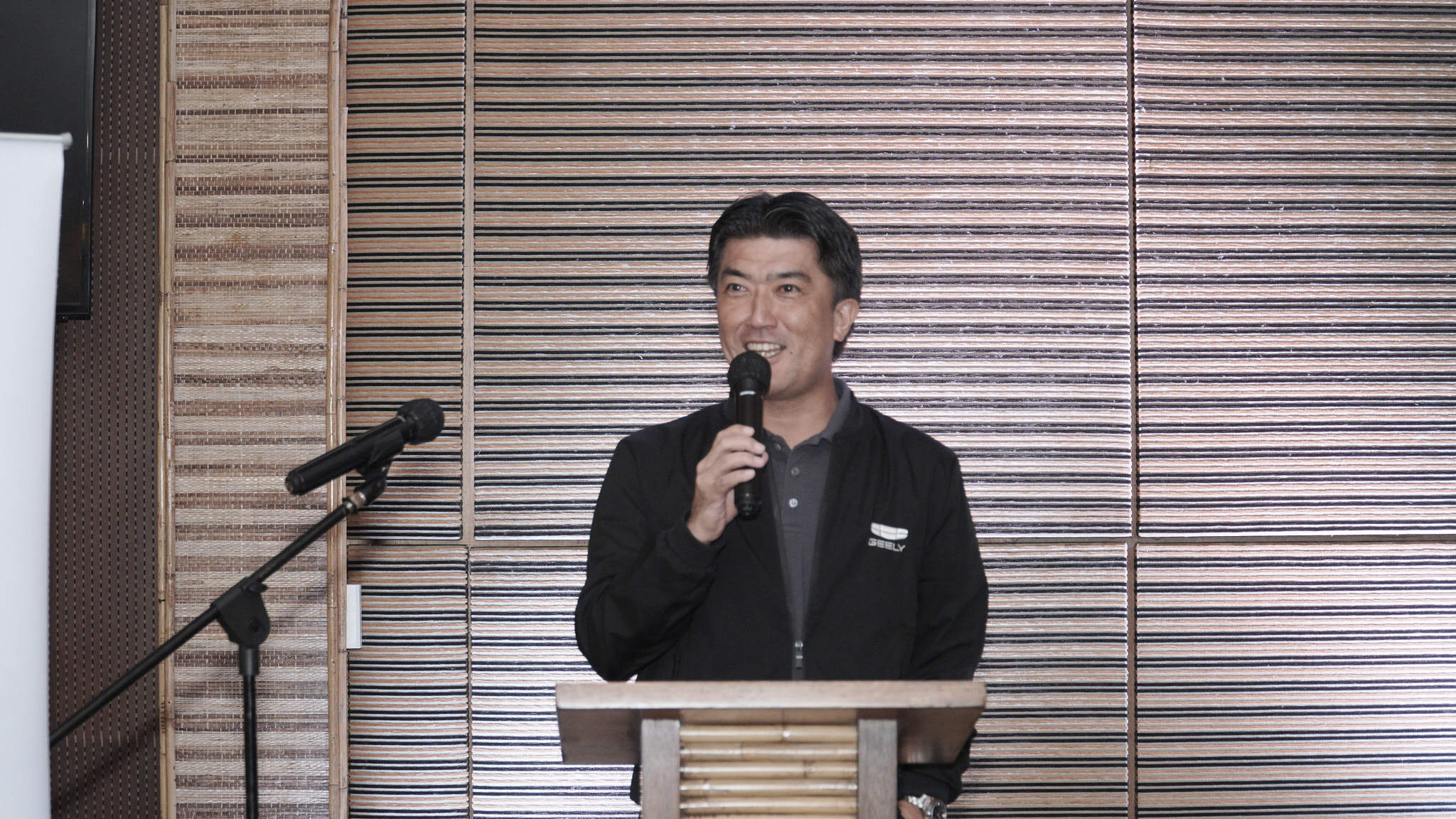 SGAP President and CEO Yugo Kiyofuji delivering his speech at the G-Fest